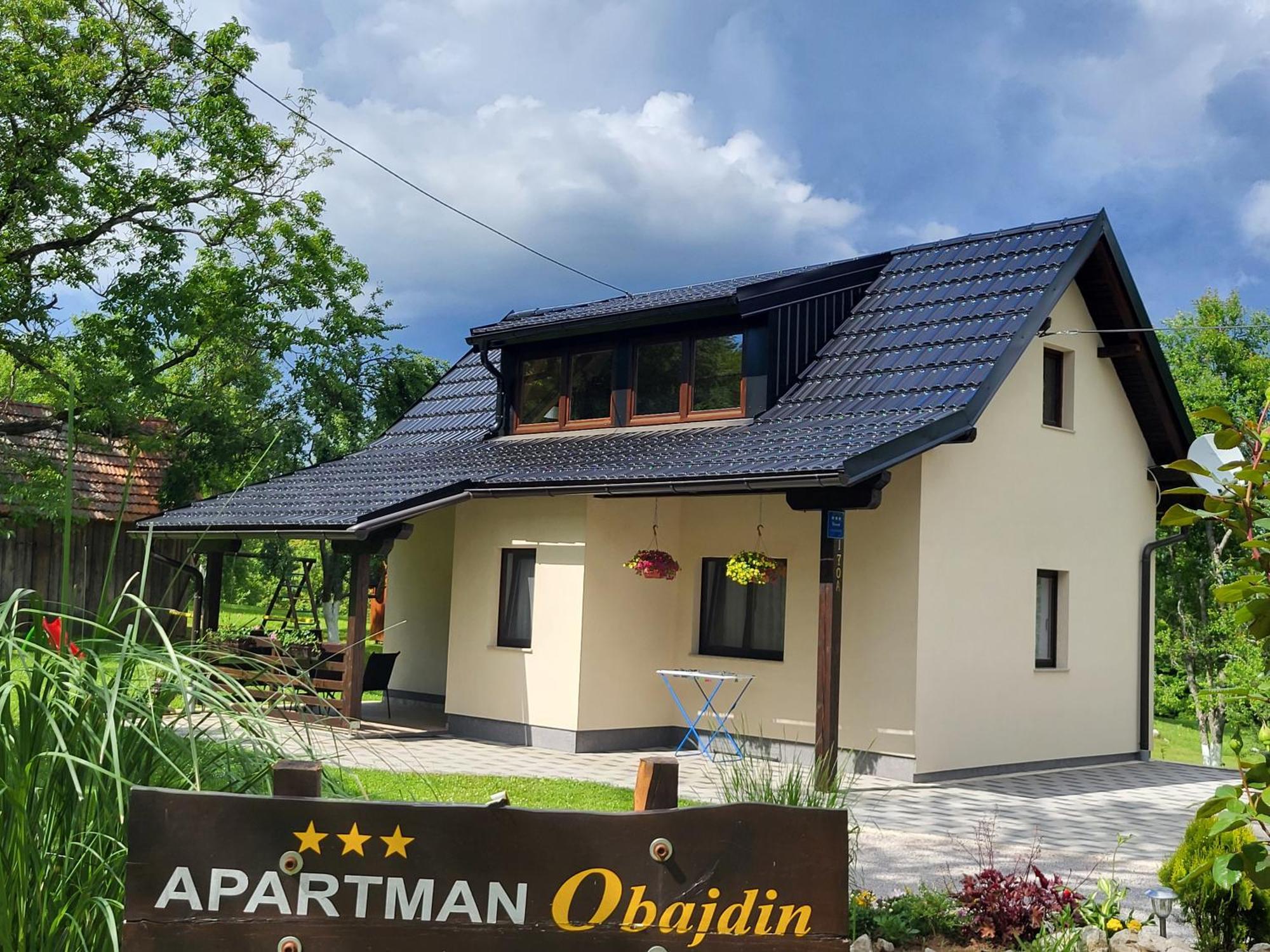 Holiday Home, Apartman Obajdin Слунь Екстер'єр фото